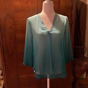 Liz Claiborne sheer hombre blouse